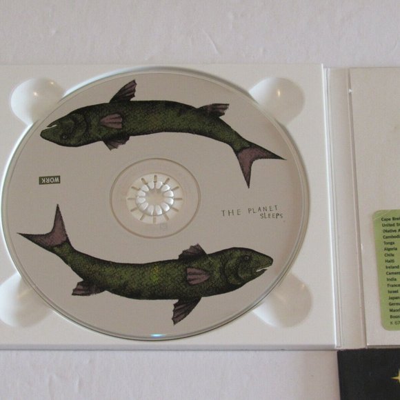 The Planet Sleeps CD 16 Blissful World Lullabies Various Artists Booklet VG+ - Picture 5 of 6